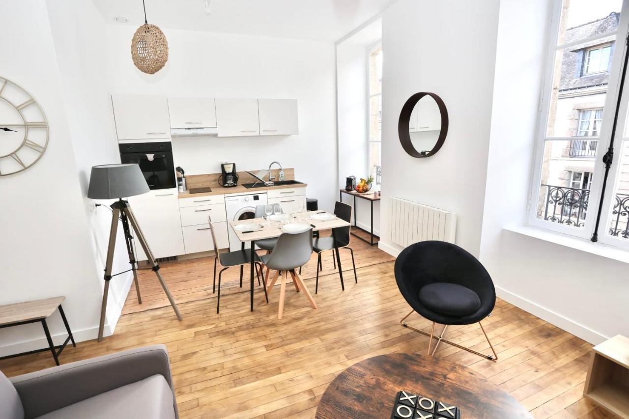Napoleon Gare 6 T2 1Er Etage Bylocly Appartement Pontivy Buitenkant foto